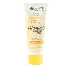 Garnier Even & Matte Vitamin C Cleansing Foam 100 Ml